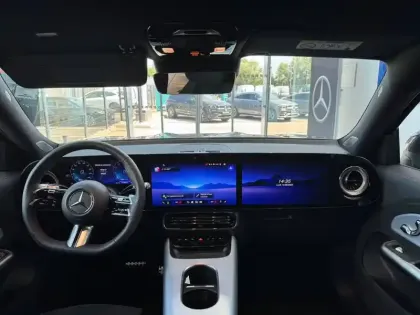 Photo 11 Mercedes GLB  200