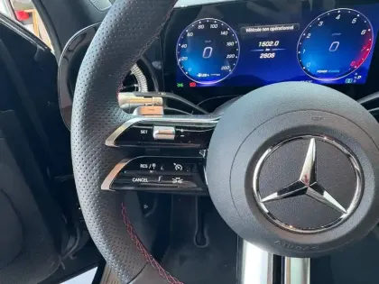 Photo 17 Mercedes GLB  200