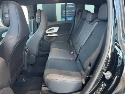 Photo 13 Mercedes GLB  200