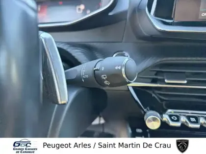 Photo 37 Peugeot 2008  PureTech 130 S&S EAT8