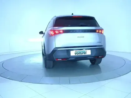 Photo 27 Peugeot 5008  Hybrid 145 ch e-DCS6