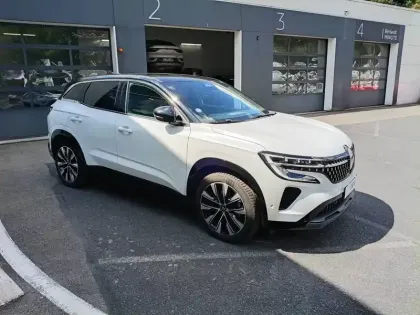 Photo 6 Renault Austral  E-Tech hybrid 200