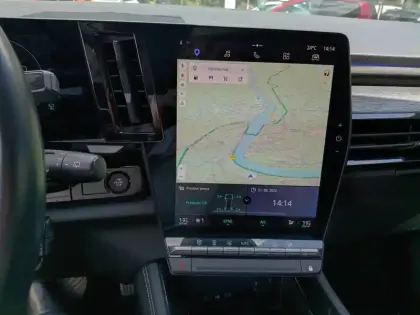 Photo 12 Renault Austral  E-Tech hybrid 200