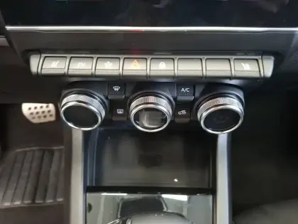 Photo 10 Renault Arkana  E-Tech full hybrid 145 GSR2