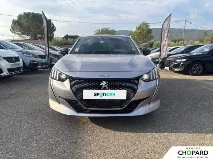Photo 26 Peugeot 208  PureTech 100 S&S EAT8