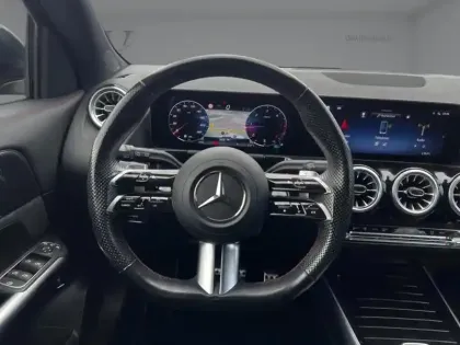 Photo 13 Mercedes GLA 200 d AMG Line