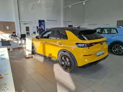 Photo 5 Volkswagen T-roc NOUVEAU NF 1.5 ETSI HYBRID 150CH D