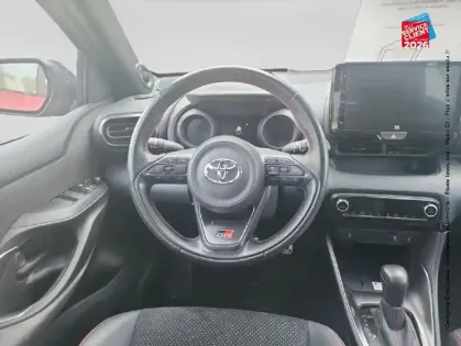 Photo 11 Toyota Yaris  116h GR Sport 5p MY22