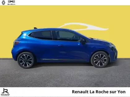 Photo 12 Renault Clio  1.6 E-Tech 145ch full hybrid Techno - 25b