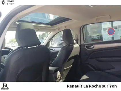 Photo 6 Renault Arkana  1.6 E-Tech hybride 145ch Techno -22