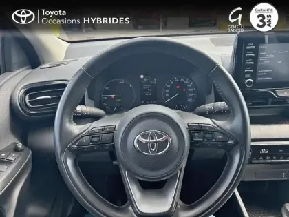 Photo 8 Toyota Yaris  116h Dynamic 5p MY22