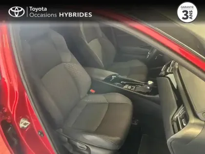 Photo 5 Toyota C-HR  1.8 Hybride 122ch Design Ultimate E-CVT