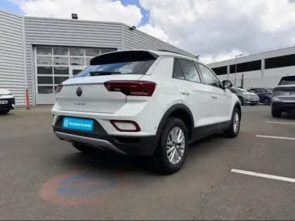 Photo 17 Volkswagen T-roc  1.5 TSI EVO 150ch Life Plus DSG7