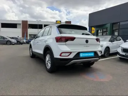 Photo 16 Volkswagen T-roc  1.5 TSI EVO 150ch Life Plus DSG7