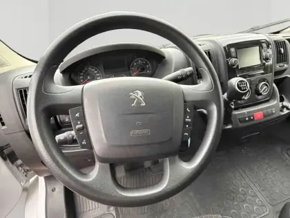Photo 12 Peugeot Boxer  Fg 330 L2H2 2.2 BlueHDi S&S 120ch