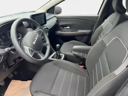 Photo 13 Dacia Sandero  1.0 TCe 90ch Stepway Expression
