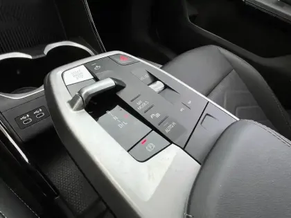 Photo 9 BMW X1  sDrive18i 136ch xLine