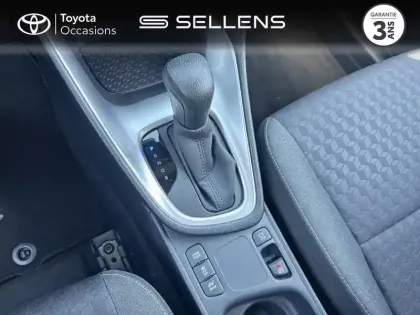 Photo 8 Toyota Yaris  116h Dynamic 5p MY22