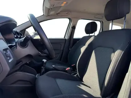 Photo 13 Dacia Duster  1.0 TCe 90ch Essentiel 4x2 - E6U