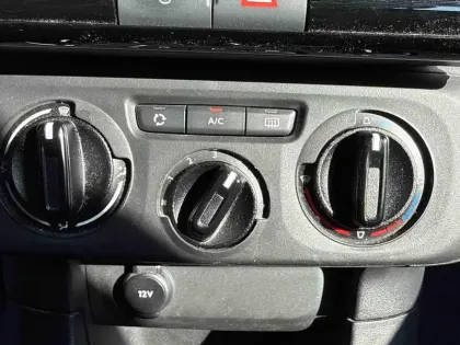 Photo 13 Citroën C3  1.2 PureTech 83ch S&S YOU!