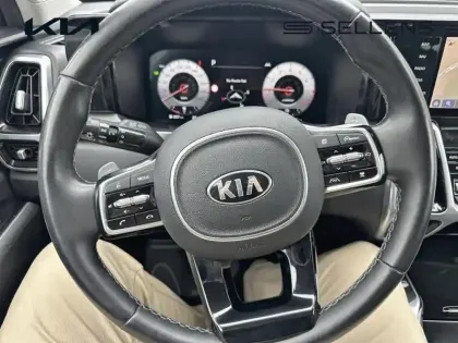 Photo 12 Kia Sorento  1.6 T-GDi 265ch PHEV Design BVA6 4x4 7 places