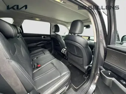 Photo 6 Kia Sorento  1.6 T-GDi 265ch PHEV Design BVA6 4x4 7 places