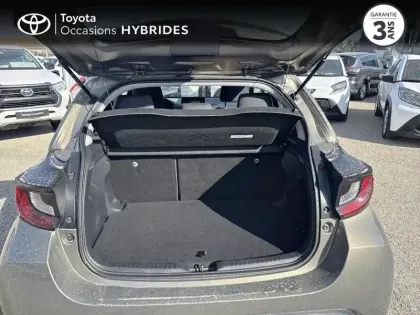 Photo 9 Toyota Yaris  116h Dynamic Business 5p + Programme Beyond Zero Academy MY22