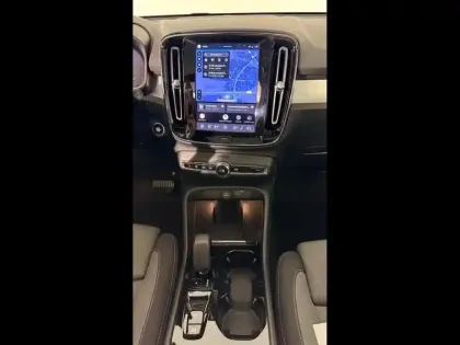 Photo 13 Volvo XC40  B3 163ch Plus DCT 7