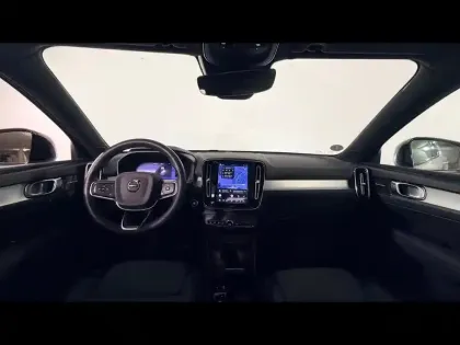 Photo 11 Volvo XC40  B3 163ch Plus DCT 7