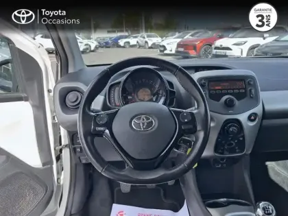 Photo 8 Toyota Aygo  1.0 VVT-i 72ch x-play 3p