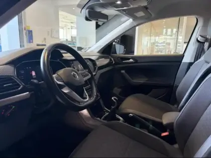 Photo 8 Volkswagen T-cross  1.0 TSI 115ch Carat
