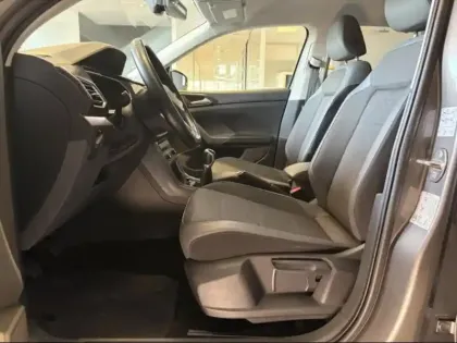 Photo 7 Volkswagen T-cross  1.0 TSI 115ch Carat