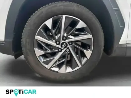 Photo 9 Hyundai Tucson  1.6 CRDI 136ch Hybrid 48V Creative DCT7