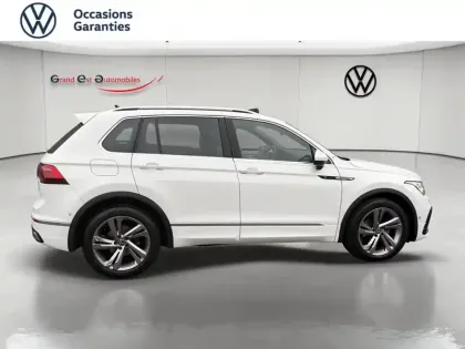 Photo 6 Volkswagen Tiguan  2.0 TDI 150ch R-Line Exclusive DSG7