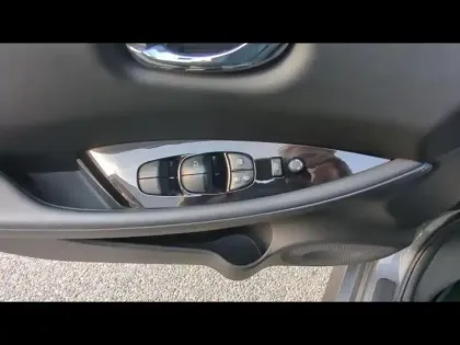 Photo 10 Nissan Leaf  150ch 40kWh N-Connecta 22