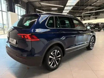 Photo 5 Volkswagen Tiguan  2.0 TDI 150ch IQ.Drive DSG7 Euro6d-T