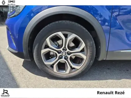 Photo 7 Renault Captur  1.6 E-Tech hybride 145ch Techno