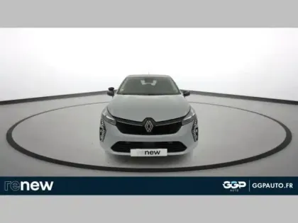 Photo 9 Renault Clio  1.5 dCi 100ch Evolution - 25