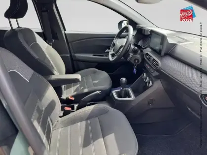 Photo 10 Dacia Sandero  1.0 TCe 90ch Stepway Expression
