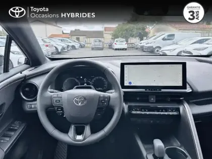 Photo 8 Toyota C-HR  1.8 Hybride 140ch Graphic MY27