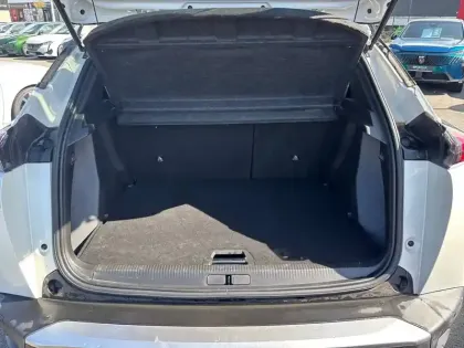 Photo 5 Peugeot 2008  Electrique 136 ch