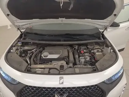 Photo 20 DS DS 7 DS7 Crossback Hybride E-Tense 300 EAT8 4x4