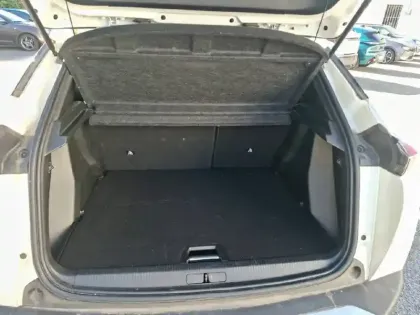 Photo 5 Peugeot 2008  PureTech 130 S&S EAT8