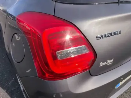 Photo 16 Suzuki Swift  1.2 Dualjet Hybrid