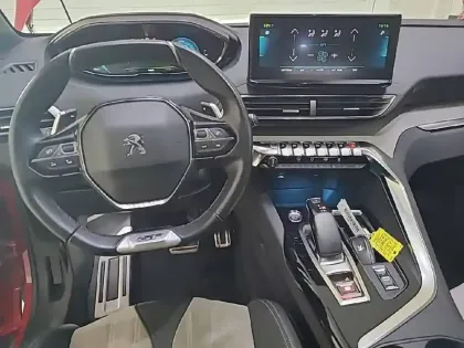 Photo 17 Peugeot 3008  Hybrid 225 e-EAT8