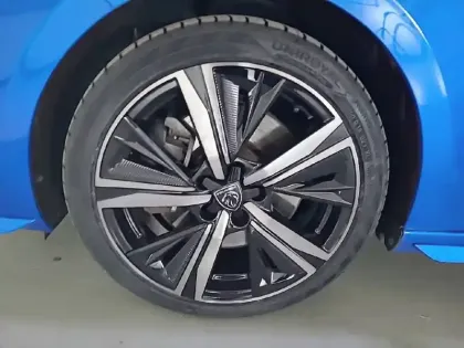 Photo 36 Peugeot 308  PHEV 225 e-EAT8