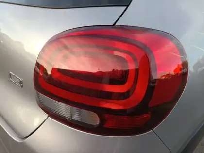 Photo 16 Citroën C3  PureTech 83 S&S BVM5