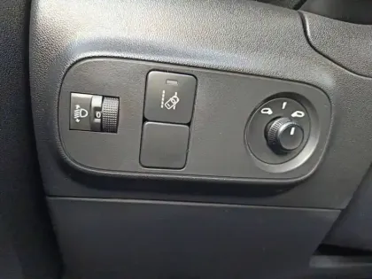 Photo 17 Citroën C3  PureTech 83 S&S BVM5
