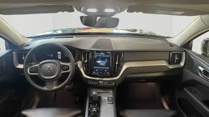 Photo 11 Volvo XC60  T6 Recharge AWD 253 ch + 145 ch Geartronic 8
