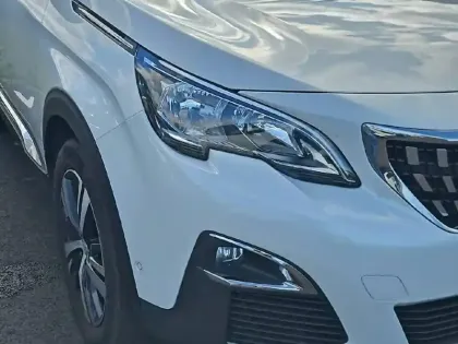 Photo 15 Peugeot 3008  Puretech 130ch S&S EAT8
